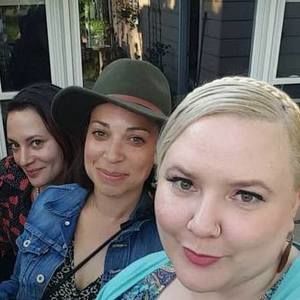 Meet your Posher, Toni